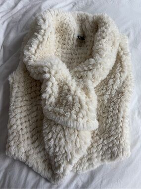Love Token Cream Faux Fur Vest Jacket